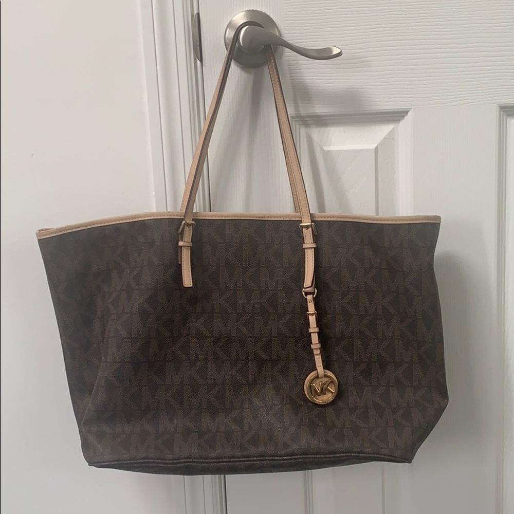 Michael kors tote